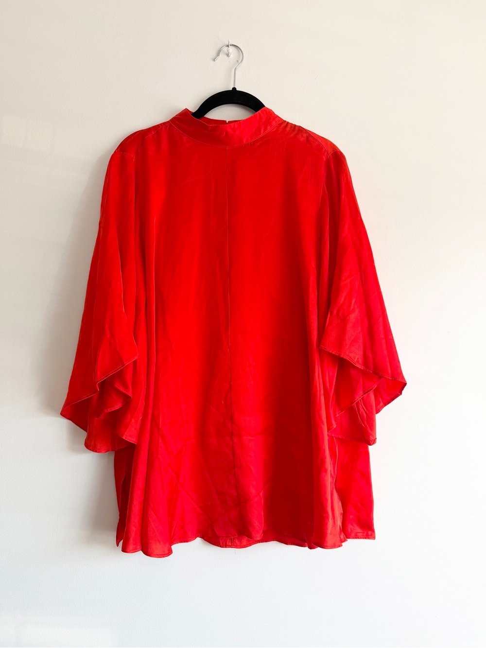 NWT Lane Bryant Orange Silk Like Flutter Sleeve Top Size 14